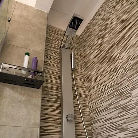 아파트 Kaiti's House Peraía
